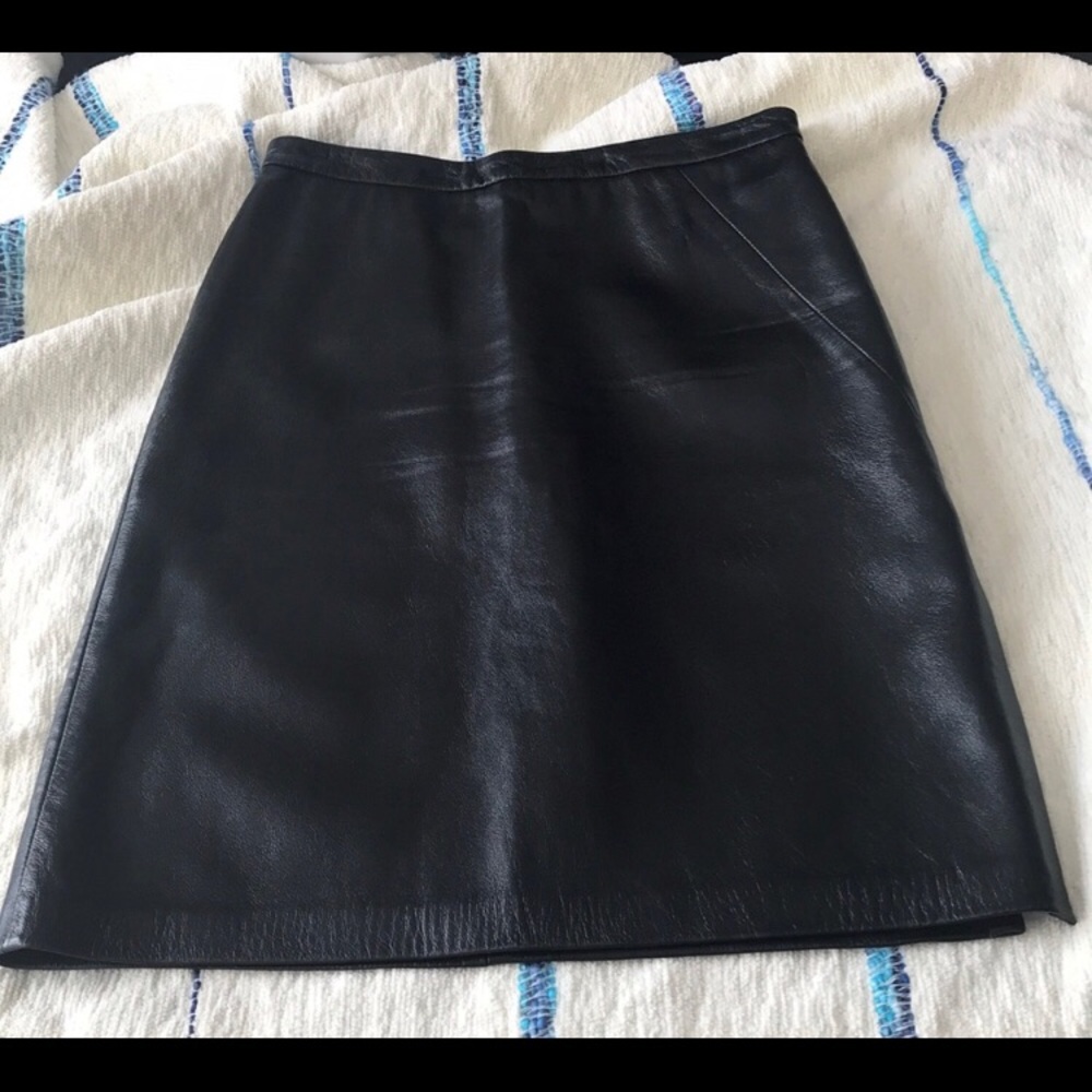BCBG Max Azria Black 100% Genuine Leather Skirt